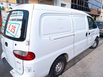 Furgone Hyundai H1 motore fuso