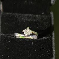anello solitario diamante0,5carati oro bianco 18kt
