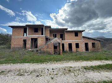 CASA INDIPENDENTE A GUBBIO