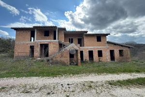 CASA INDIPENDENTE A GUBBIO