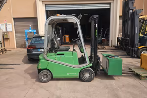 Carrello elevatore Cesab 1600kg