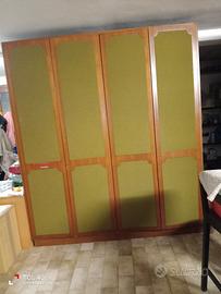 Armadio in legno vintage 