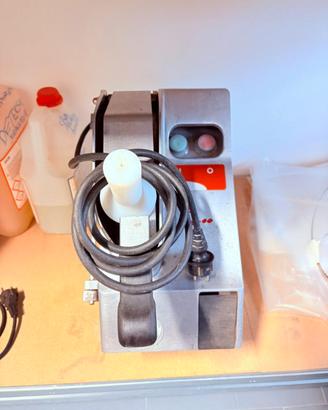 Tagliamozzarella Dito con disco affettatore