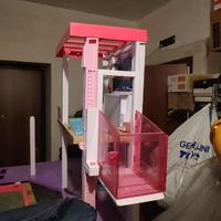 Grande casa di Barbie
