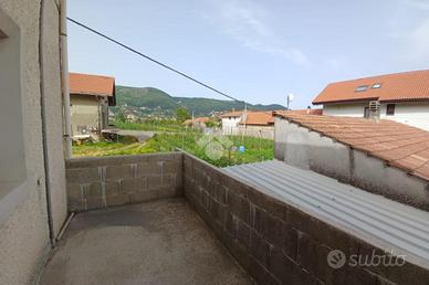 4 LOCALI A AGEROLA