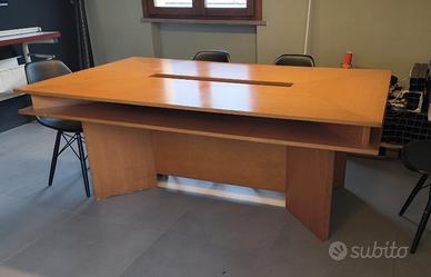 Scrivania da ufficio buone condizioni 