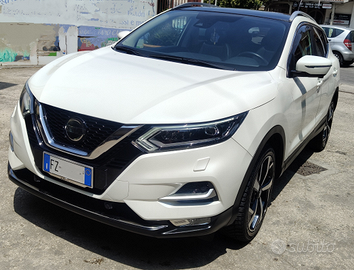 Nissan Qashqai tekna 1.5 dci 110 cv