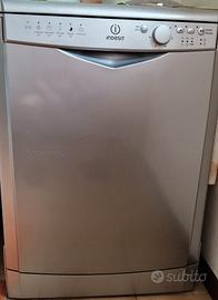 lavastoviglie indesit