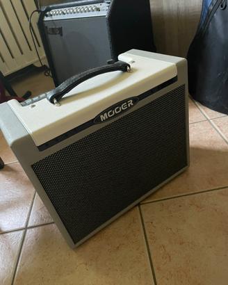 Amolificatore per chitarra Mooer SD30 - Modelli e