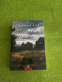 Romanzo di Charlotte Link "Una difficile eredità".