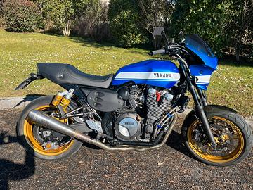 Yamaha XJR 1300