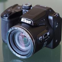 Fotocamera con custodia