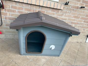 Cuccia per cani di medie dimensioni in plastica