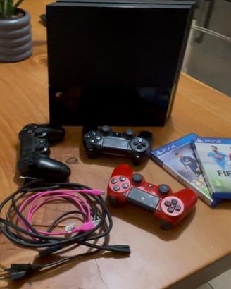 Play station 4+giochi e 3 joystick