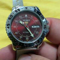 seiko  movimento originale pulito e rivisto 