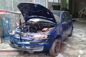 Ricambi fiat punto 2-3° serie 3-5 porte