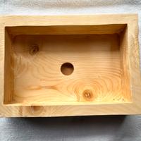 Lavandino in legno di abete