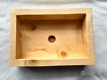 Lavandino in legno di abete