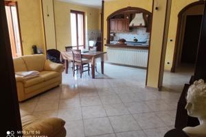 Appartamento ammobiliato pronto per essere abitato