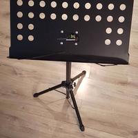 leggio e asta microfono 