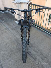 mtb YT Izzo taglia M in carbonio  ruote 29