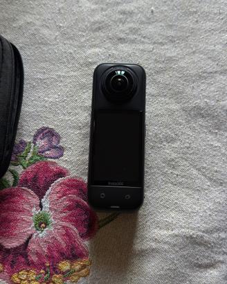 Insta 360 x5 nuova