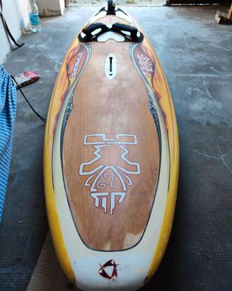 Tavola windsurf freestyle