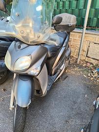 motorino xenter Yamaha 150 