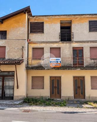 CASA INDIPENDENTE A BERZO INFERIORE
