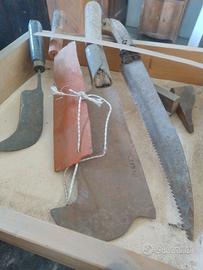 attrezzi da lavoro agricoli vecchi 