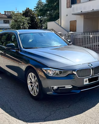 BMW 320d Touring xdrive Modern