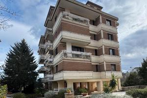 Avellino Trilocale con posto auto coperto