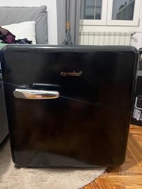 Frigorifero mini comfee 47L