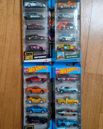 Lotto di 4 set Hot Wheels 