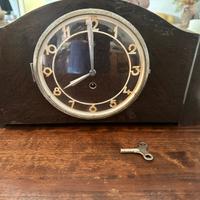 Orologio da tavolo o pendola da camino vintage
