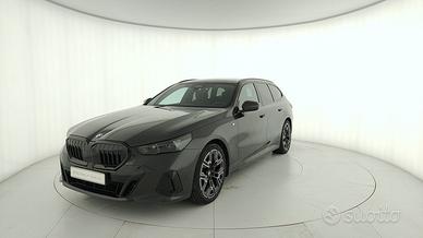BMW Serie 5 G61 2024 Touring - 520d Touring 48V xd