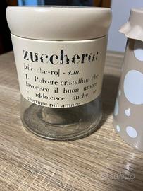 Barattolo per sale e pepe