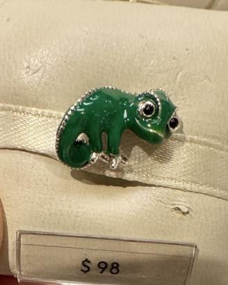 Pandora Disney Charm Rapunzel Pascal cambia colore