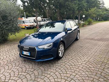 Audi A4 Avant 2.0 TDI 150 CV ultra S tronic Design