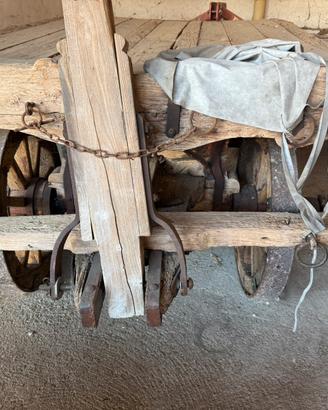 Carro storico in legno