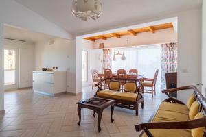 Via M. Virgilio. Attico da ottobre ad aprile