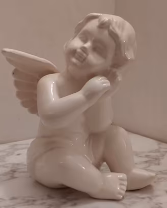 Angelo/Cherubino in ceramica bianca