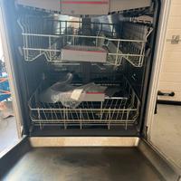 Lavastoviglie SMV46KX01E bosch per ricambi