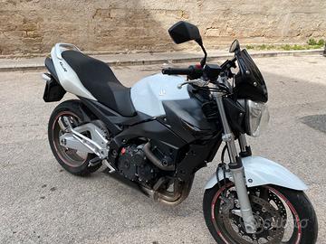 GSR 600 ANNO 2010
