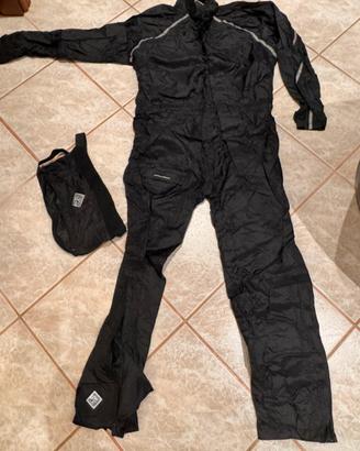 Tuta acqua moto