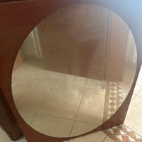 Specchio  in legno massiccio e vetro