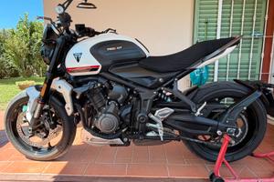 Triumph Trident 660