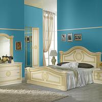 LO SPECCHIO E' ELEGANTISSIMO...!