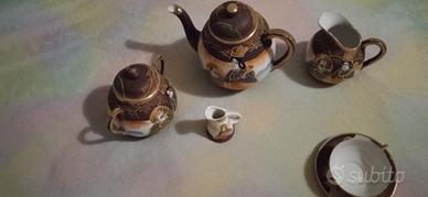 Teiera Giapponese in ceramica dipinta 