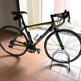 Bicicletta Bianchi Impulso "Reparto Corse" – Nera